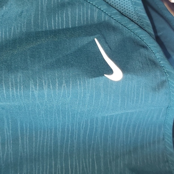 Nike Dri-Fit Shorts Med - Picture 2 of 6